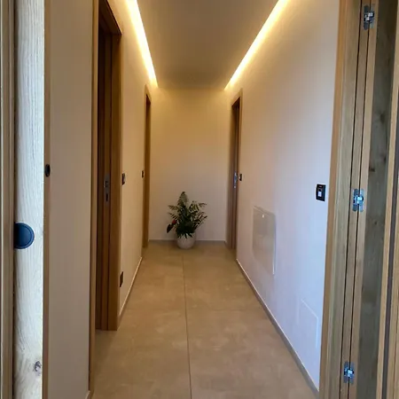 Seta Luxury Apartamento *