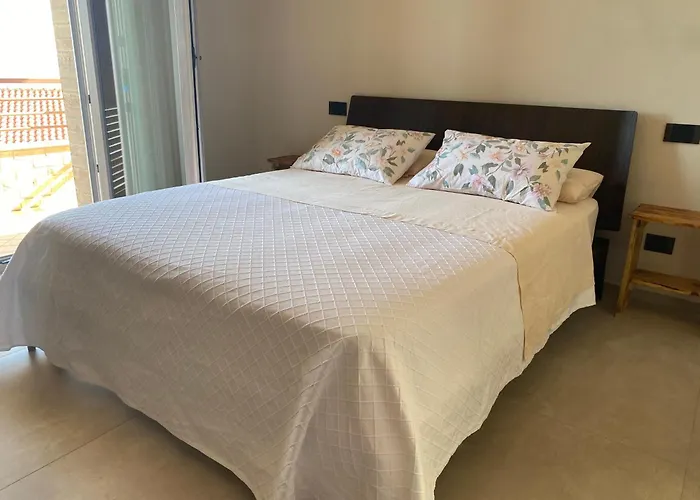 Seta Luxury Апартаменты *