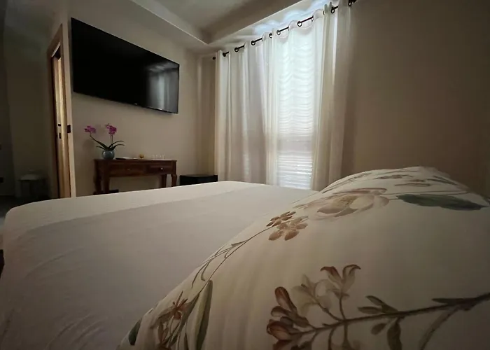 Seta Luxury Розето-дельи-Абруцци