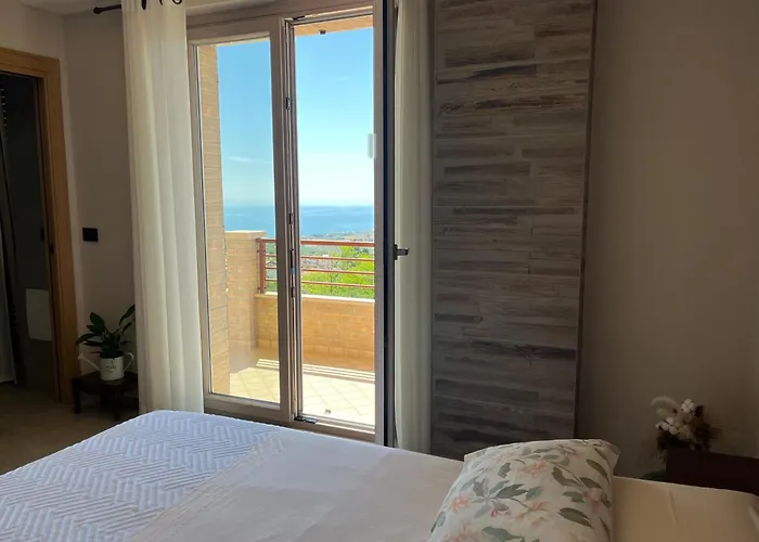 Seta Luxury * Розето-дельи-Абруцци